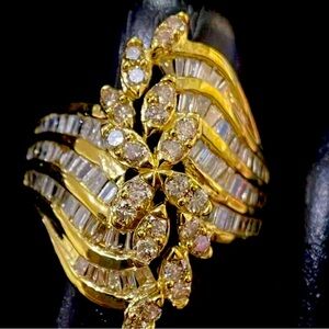 18K Japan yellow Gold, 1.000 ct diamond, size 6.